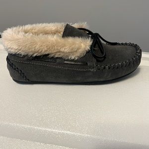 Womens Minnetonka Slippers
